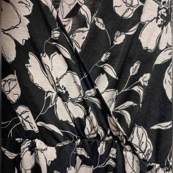 Sew In Love size 3x midi faux wrap dress - Picture 5 of 5